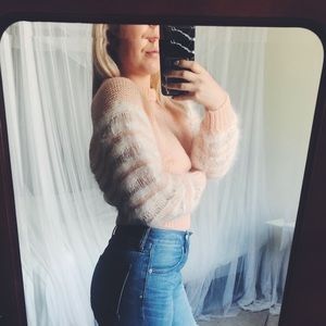 Vintage peach sweater - size S/M